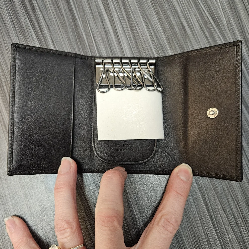 NIB Vintage Gucci Original GG Key Wallet In Beige - Picture 7 of 16